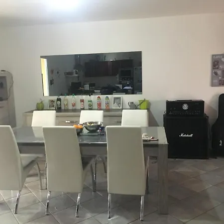 Maison Privee Avec Piscine Semesterbostad